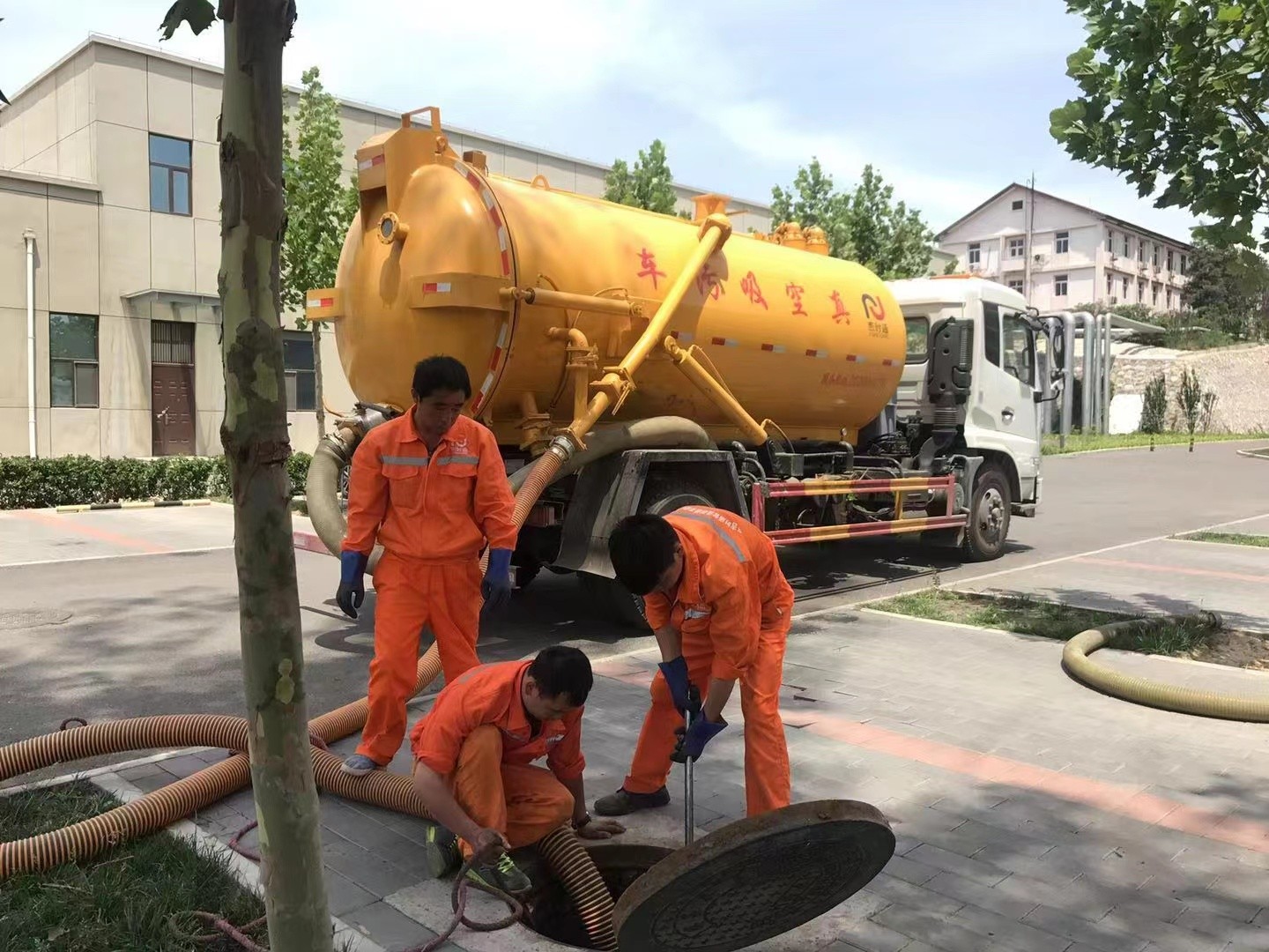 涵江化粪池清理与5-8吨吸粪车施工效率分析